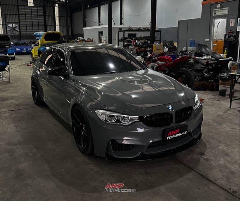 BMW M3 สีเทา ในอู่ ANP Performance